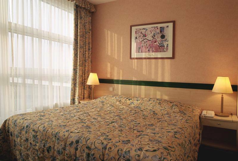 ซีตาแดง ซิตี้เซ็นเตอร์ เกรโนเบิ้ล Aparthotel เกรอน็อบล์ ภายนอก รูปภาพ